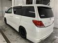 2010 Toyota Vellfire