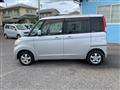 2010 Nissan ROOX