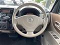 2010 Nissan ROOX