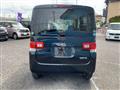 2010 Daihatsu Tanto