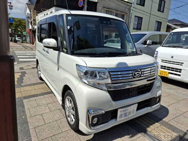 2017 Daihatsu Tanto Custom