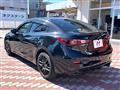 2017 Mazda Axela