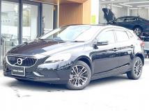 2020 Volvo V40