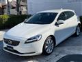 2017 Volvo V40