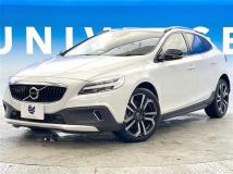 2017 Volvo V40