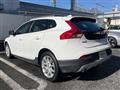 2018 Volvo V40