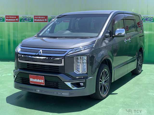 2019 Mitsubishi Delica D5