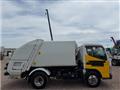 2013 Mitsubishi Canter