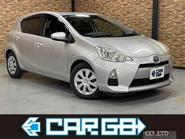 2012 Toyota AQUA