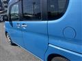 2011 Daihatsu Tanto