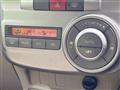 2009 Daihatsu Tanto