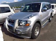 2000 Mitsubishi Pajero