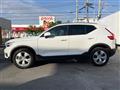 2022 Volvo XC40
