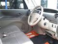 2011 Daihatsu Tanto