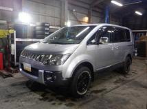 2011 Mitsubishi Delica D5