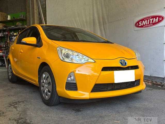 2013 Toyota AQUA