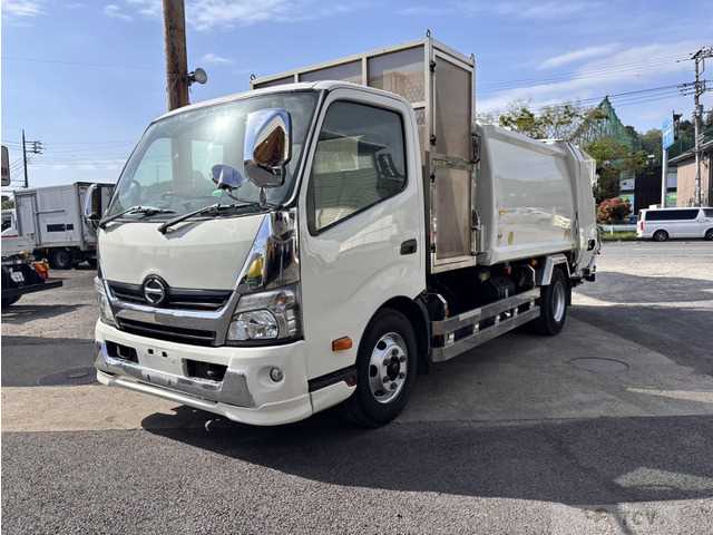 2017 Hino Dutro