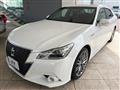 2014 Toyota Crown Hybrid