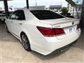 2014 Toyota Crown Hybrid