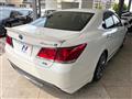 2014 Toyota Crown Hybrid