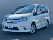 2013 Nissan Serena