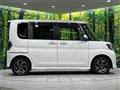 2017 Daihatsu Tanto