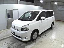2008 Toyota Voxy