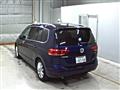 2017 Volkswagen Golf Touran