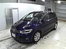 2017 Volkswagen Golf Touran