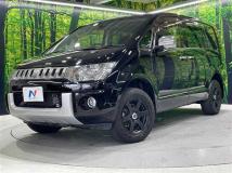 2016 Mitsubishi Delica D5