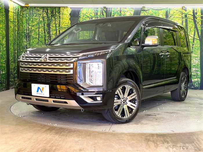 2024 Mitsubishi Delica D5