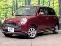 2005 Daihatsu Miragino