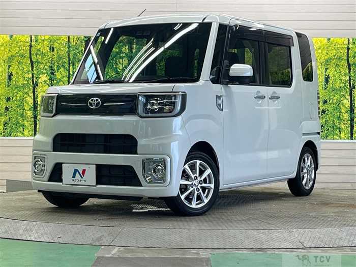 2019 Toyota PIXIS MEGA