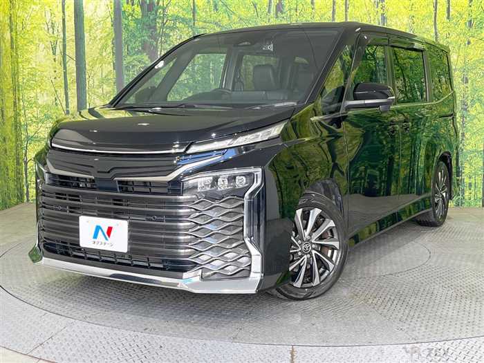 2022 Toyota Voxy