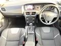 2018 Volvo V40