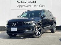 2021 Volvo XC40