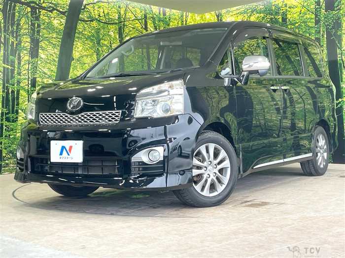 2013 Toyota Voxy