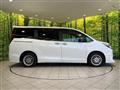 2016 Toyota Esquire