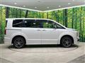 2019 Mitsubishi Delica D5