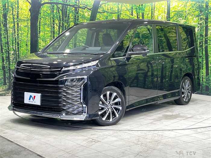 2022 Toyota Voxy