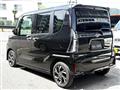 2023 Daihatsu Tanto Custom