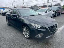 2014 Mazda Axela