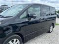 2010 Toyota Noah
