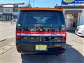 2017 Mitsubishi Delica D5