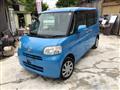 2011 Daihatsu Tanto