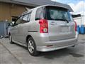 2005 Toyota Raum