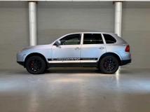 2004 Porsche Cayenne
