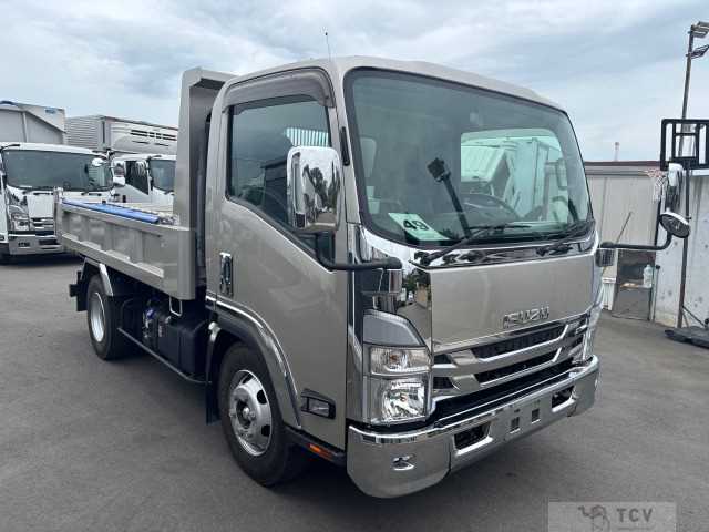 2023 Isuzu Isuzu Others