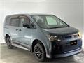 2010 Mitsubishi Delica D5