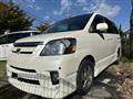 2005 Toyota Noah